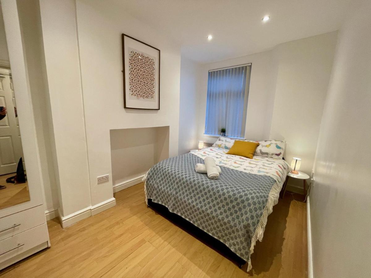 Bute Park Apartment W/ Heating + Private Bathroom 카디프 외부 사진