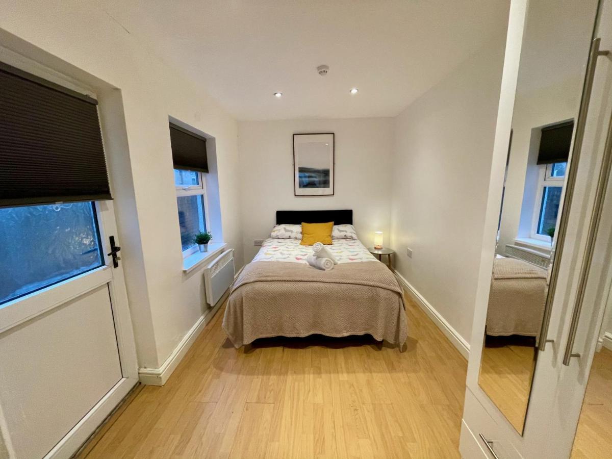 Bute Park Apartment W/ Heating + Private Bathroom 카디프 외부 사진