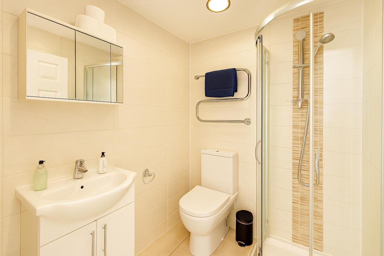 Bute Park Apartment W/ Heating + Private Bathroom 카디프 외부 사진